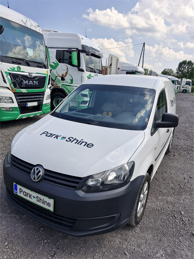Globinsko čiščenje tovornjaka Parkshine.